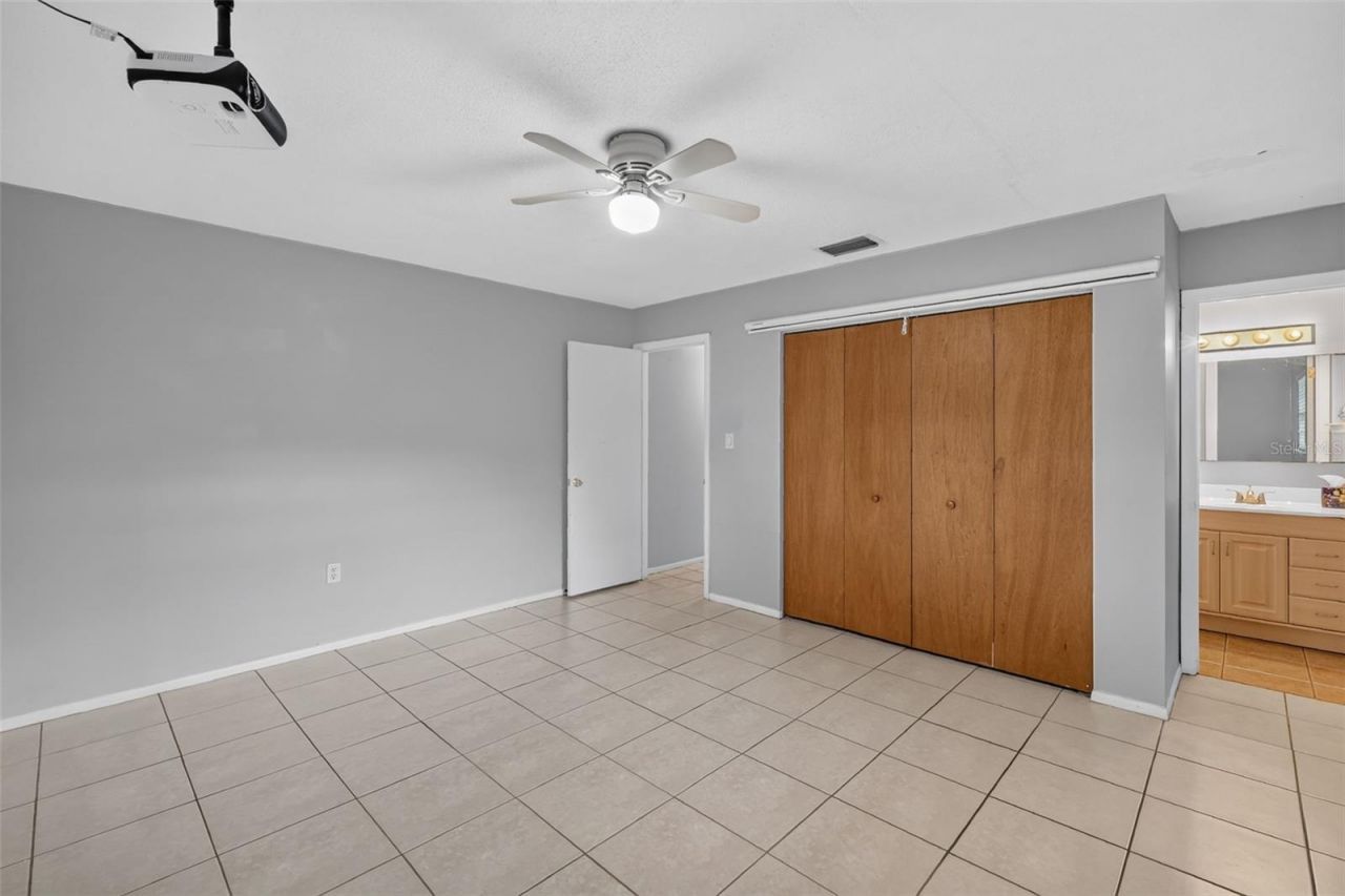 1305 Orange Avenue, Tavares, FL 32778 Photo