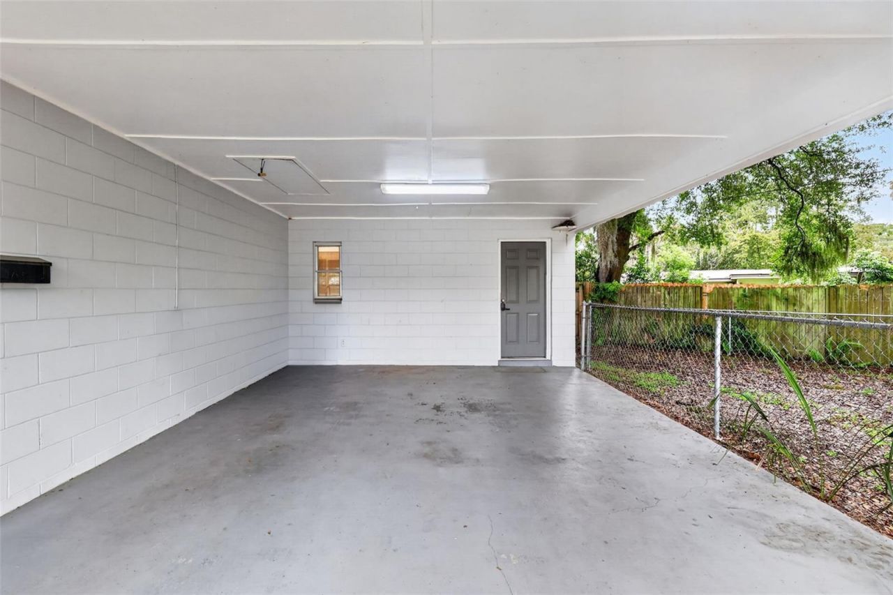 1305 Orange Avenue, Tavares, FL 32778 Photo