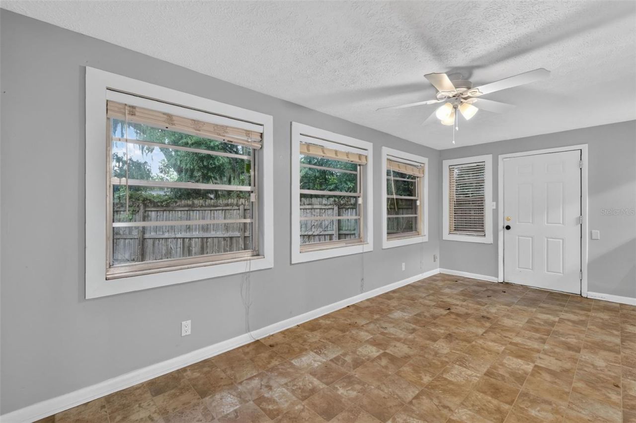 1305 Orange Avenue, Tavares, FL 32778 Photo