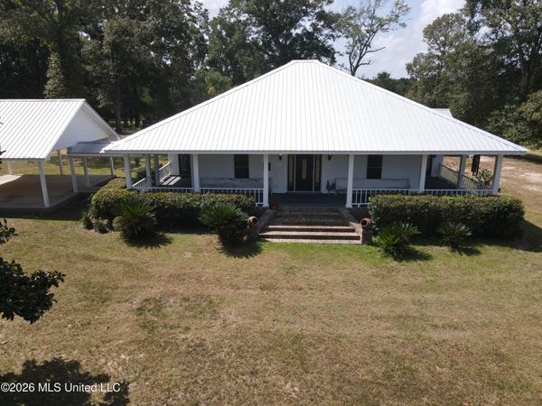 103 Harlan Davis Road, Lumberton, MS 39455