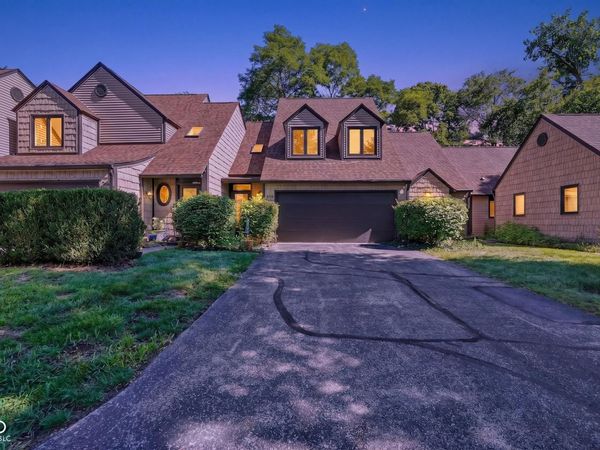 5960 Highgate Circle E, Indianapolis, IN 46250