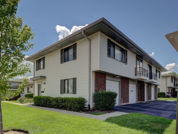 1101 Quanset Court , Unit 1101, Schaumburg, IL 60194