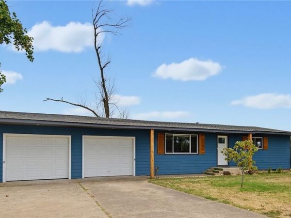 914 S Dixieland Road , Rogers, AR 72758