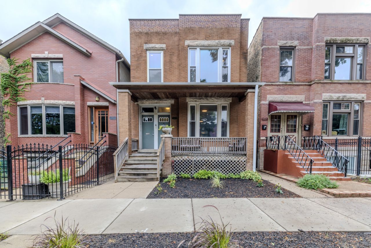 2625 N Richmond Street, Chicago, IL 60647 Main Photo