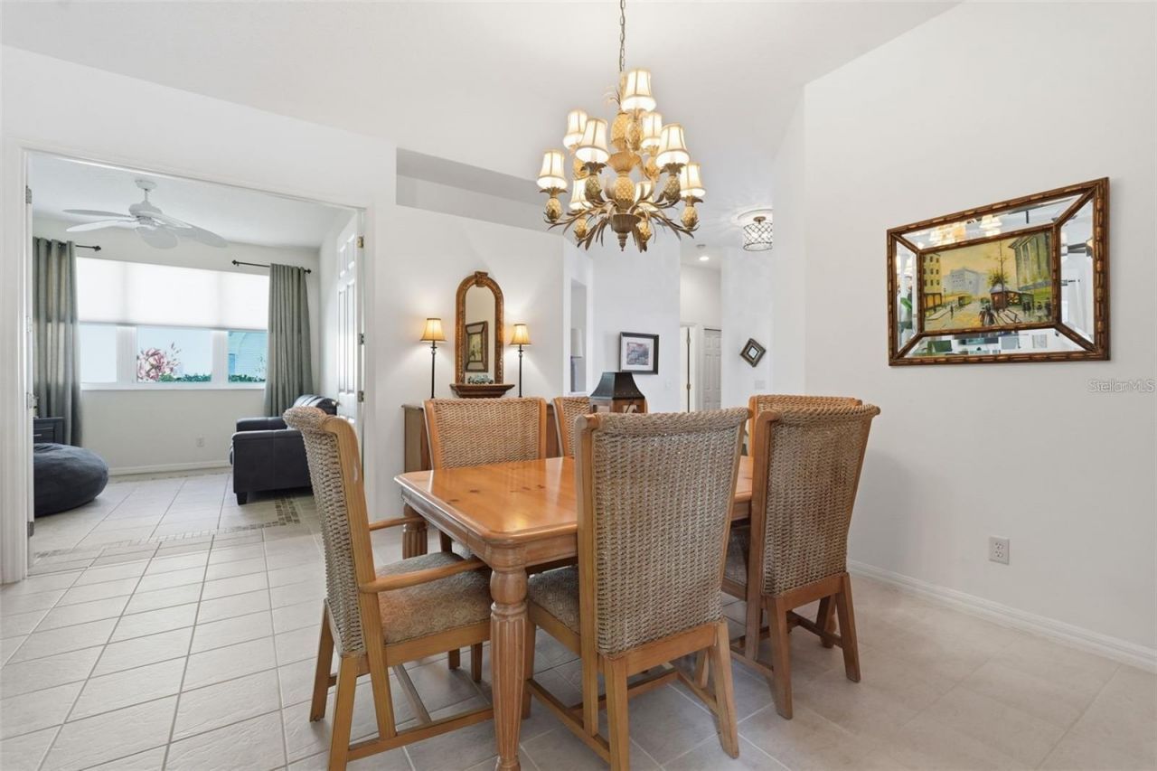 5127 Hanging Moss Lane, Sarasota, FL 34238 Photo