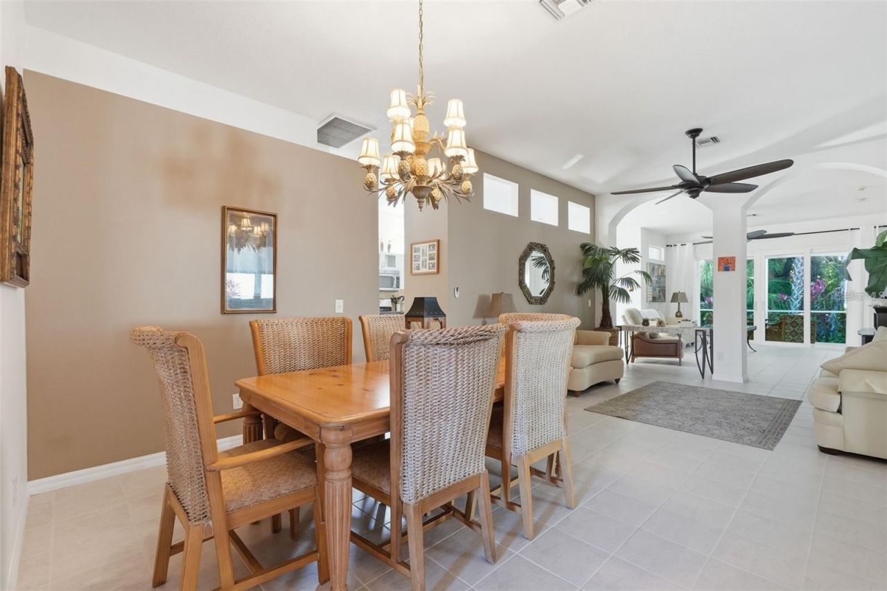 5127 Hanging Moss Lane, Sarasota, FL 34238 Photo