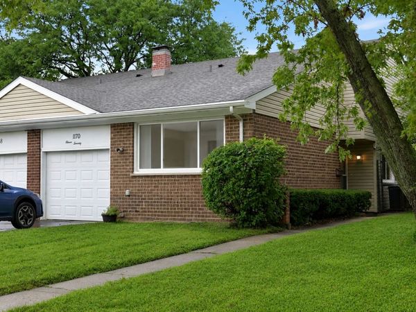 1170 Heather Lane , Glen Ellyn, IL 60137
