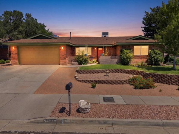 5300 Dee Drive NE, Albuquerque, NM 87111