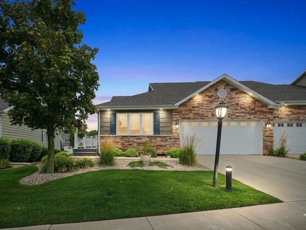 2315 Legend Circle, Chesterton, IN 46304