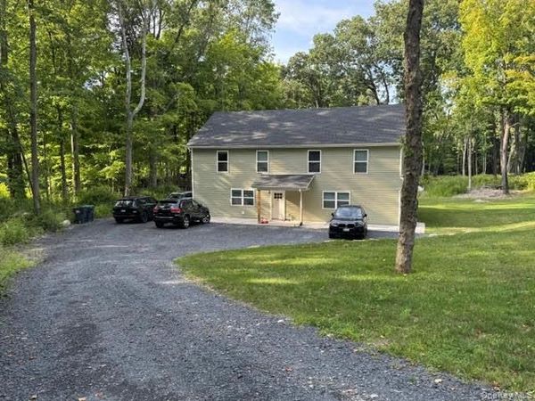 11 Alexandra Matthews Road , Unit A, Wallkill, NY 12589
