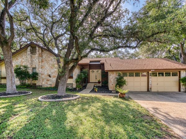 13046 HUNTERS BREEZE ST, San Antonio, TX 78230