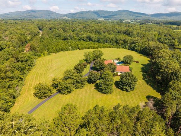 4798 BARN FIELD DR , Keswick, VA 22947