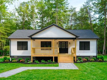127 FOREST CHAPEL LN , Crimora, VA 24431