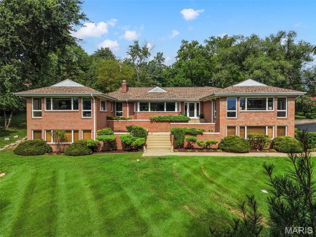 1757 Topping Road , Town and Country, MO 63131 Main Photo