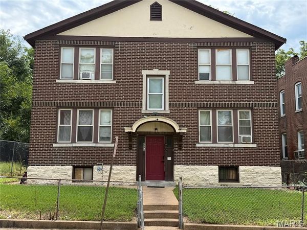 5976 Wabada Avenue , St Louis, MO 63112