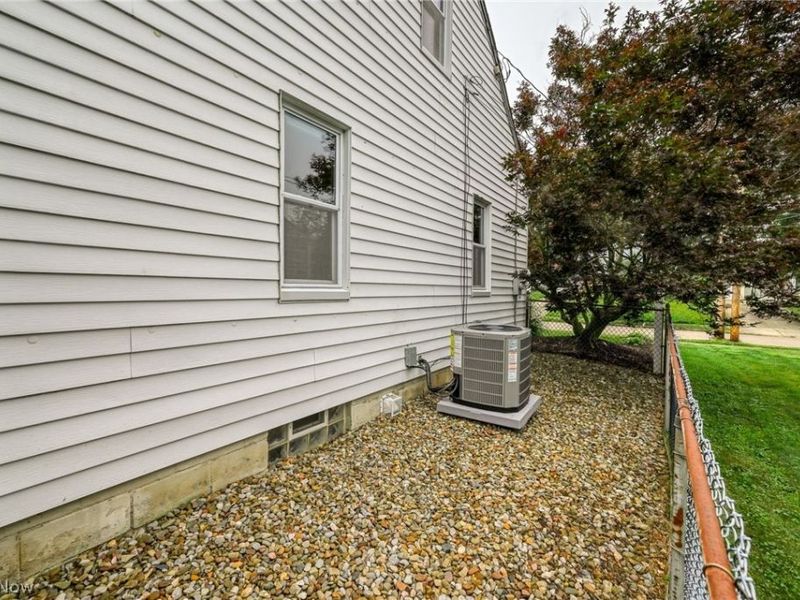 650 Prentiss Avenue, Akron, OH 44306 Photo 39
