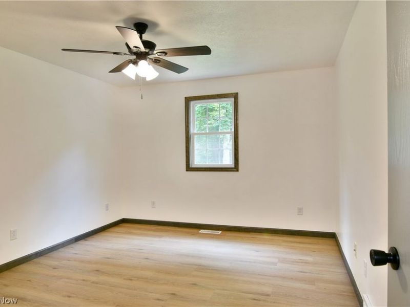 4903 Maple Street, Vienna, OH 44473 Photo 35