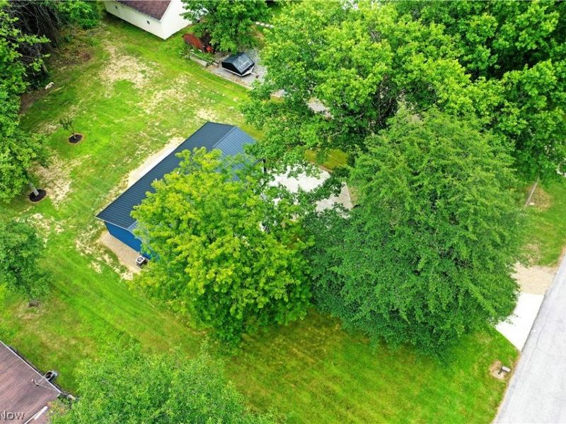 4903 Maple Street, Vienna, OH 44473 Photo 5