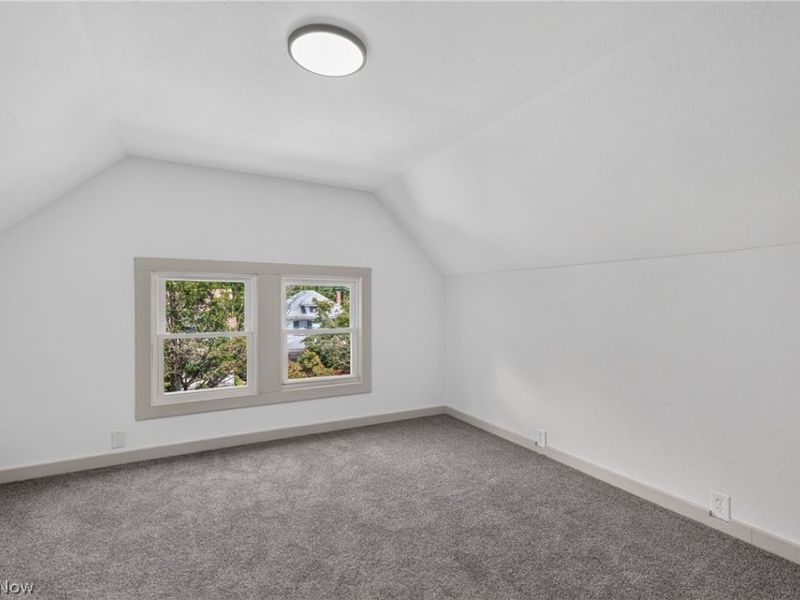 96 E Ido Avenue, Akron, OH 44301 Photo 33