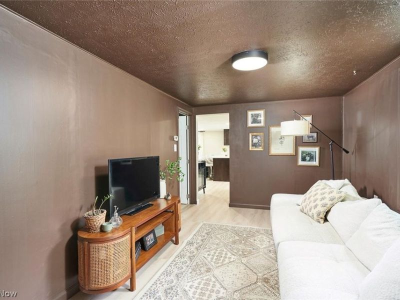 3305 Klages Boulevard, Tallmadge, OH 44278 Photo 11