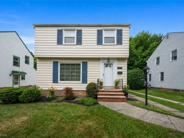 24231 Yosemite Drive , Euclid, OH 44117