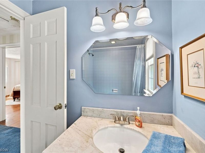 24231 Yosemite Drive, Euclid, OH 44117 Photo 19