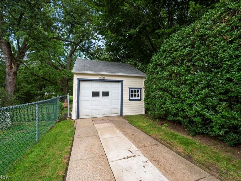 24231 Yosemite Drive, Euclid, OH 44117 Photo 37