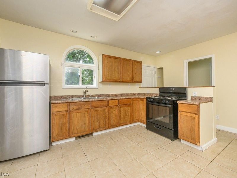 1838 Ford Avenue, Akron, OH 44305 Photo 8