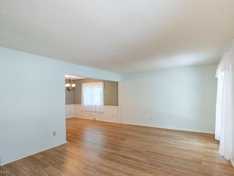 16953 Deerfield Drive, Strongsville, OH 44136 Photo 12
