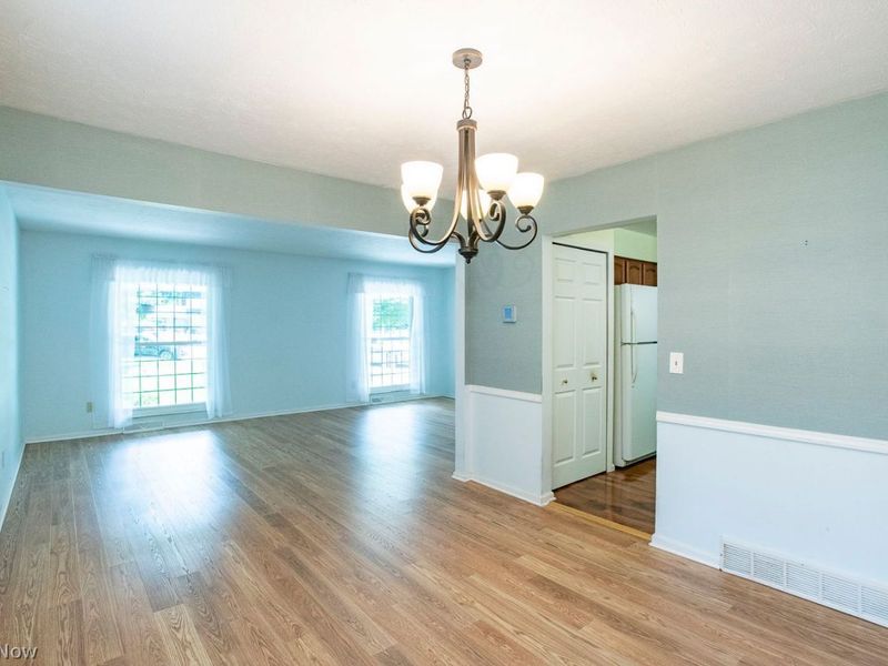 16953 Deerfield Drive, Strongsville, OH 44136 Photo 19