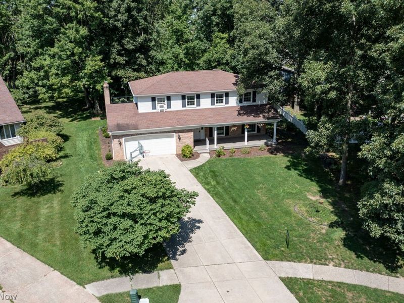 16953 Deerfield Drive, Strongsville, OH 44136 Photo 2