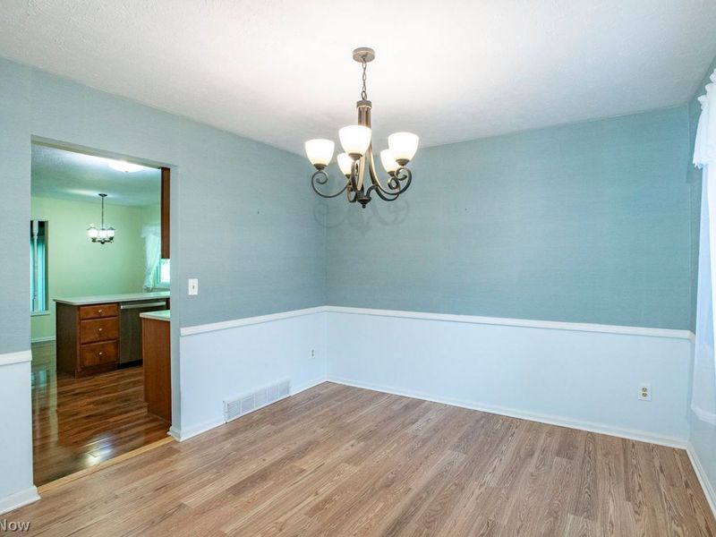 16953 Deerfield Drive, Strongsville, OH 44136 Photo 20