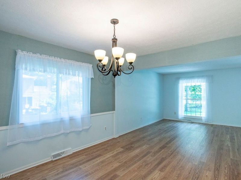16953 Deerfield Drive, Strongsville, OH 44136 Photo 22