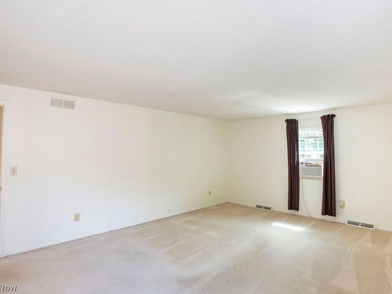 16953 Deerfield Drive, Strongsville, OH 44136 Photo 31