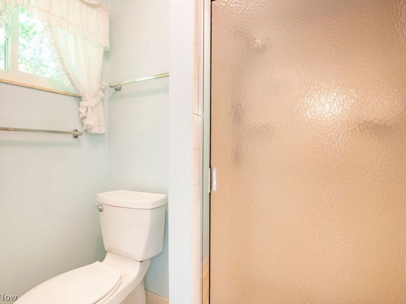 16953 Deerfield Drive, Strongsville, OH 44136 Photo 45