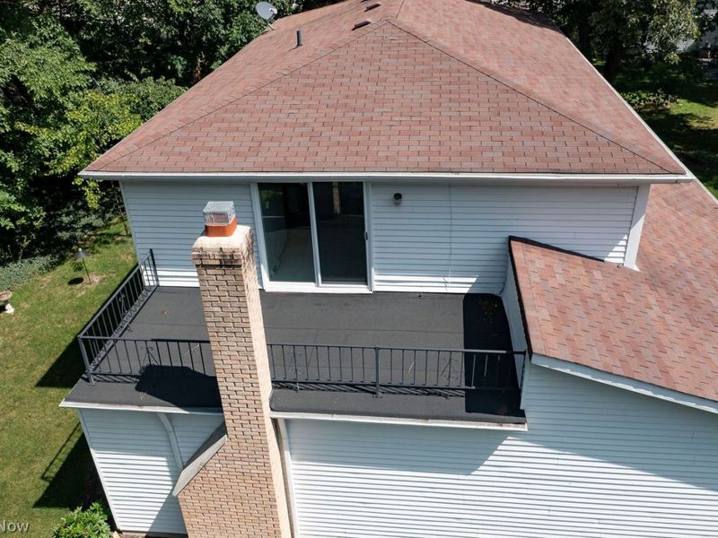 16953 Deerfield Drive, Strongsville, OH 44136 Photo 5