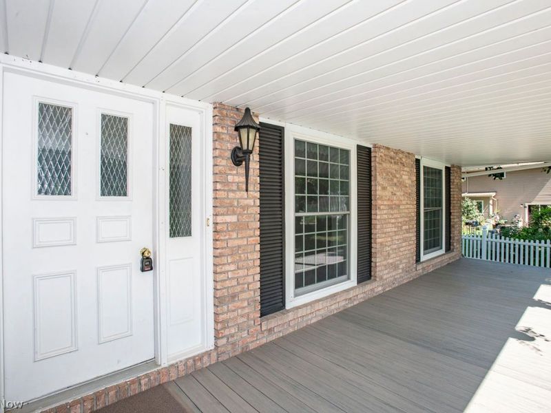 16953 Deerfield Drive, Strongsville, OH 44136 Photo 6