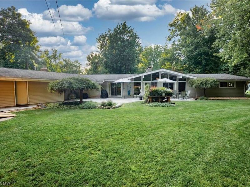20 Nepahwin Drive, Timberlake, OH 44095 Photo 4