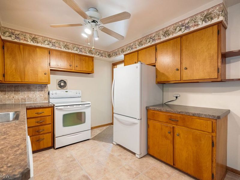 1751 Underwood Street, Cuyahoga Falls, OH 44221 Photo 11