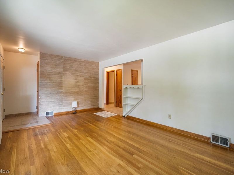 1751 Underwood Street, Cuyahoga Falls, OH 44221 Photo 7