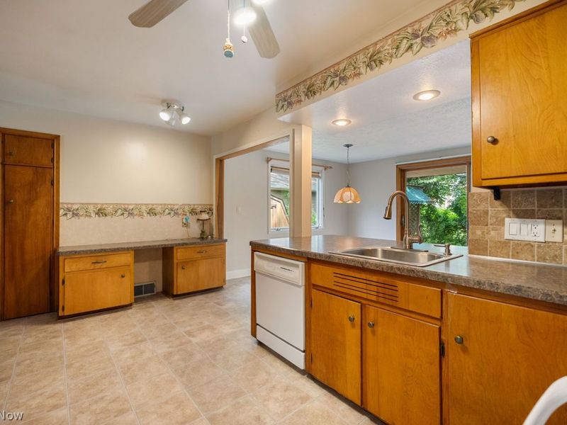 1751 Underwood Street, Cuyahoga Falls, OH 44221 Photo 8