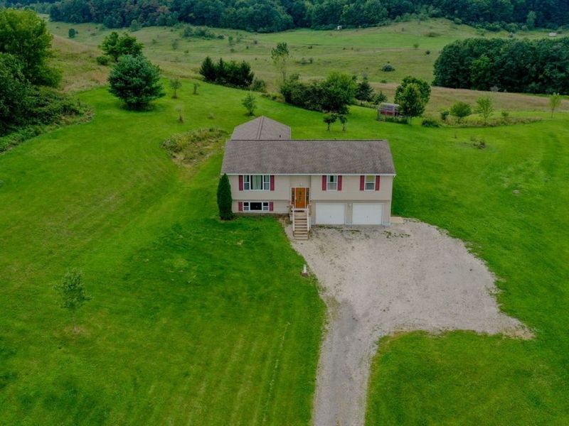 19751 McGavern Road, Salineville, OH 43945 Photo 3