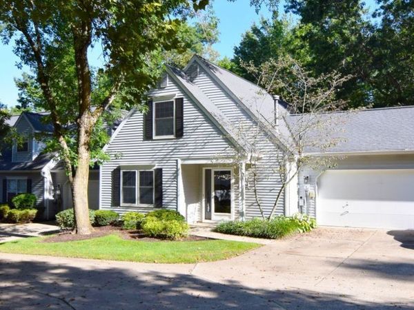 10450 White Ash Trail, Twinsburg, OH 44087
