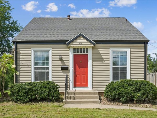 391 Memorial Drive SE, Cedar Rapids, IA 52403