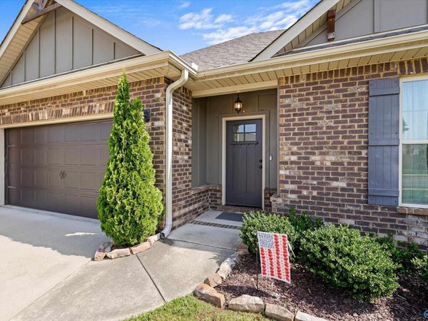 523 Wickerberry Way, Athens, AL 35611
