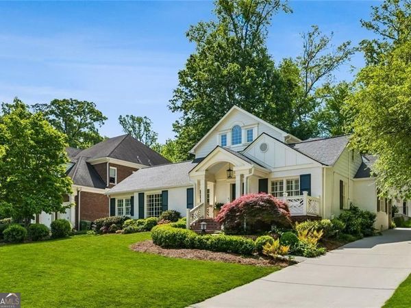 860 Wellesley Drive NW, Atlanta, GA 30305