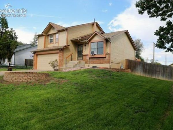 3825 Valley View Street, Colorado Springs, CO 80906