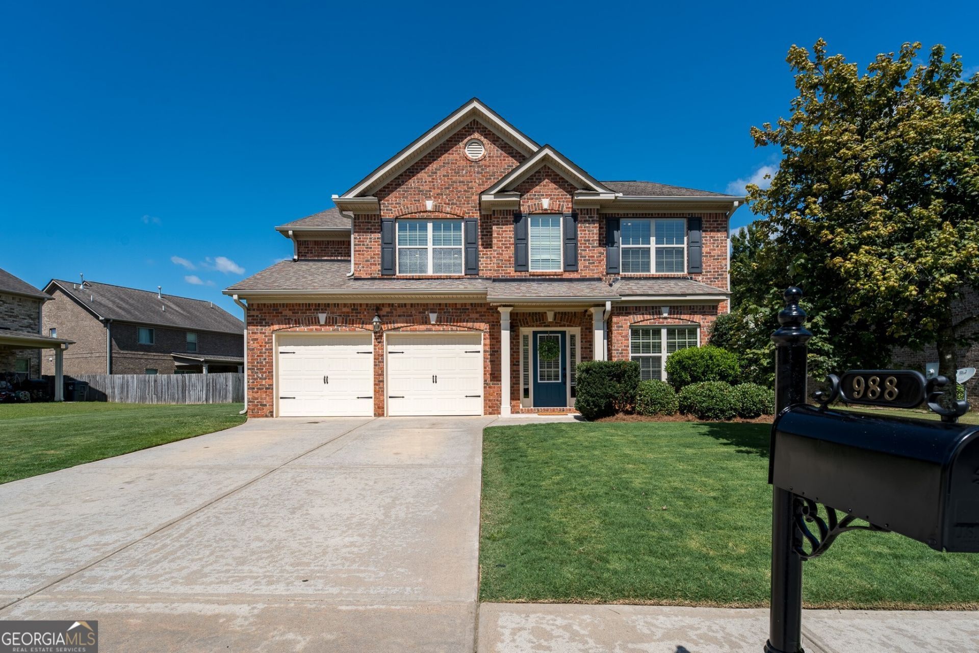 988 Spanish Moss Trail, Loganville, GA 30052 Main Photo