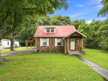 114 E Lion Drive, Salem, KY 42078