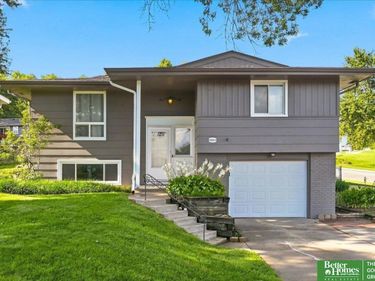 9804 Ruggles Street, Omaha, NE 68134